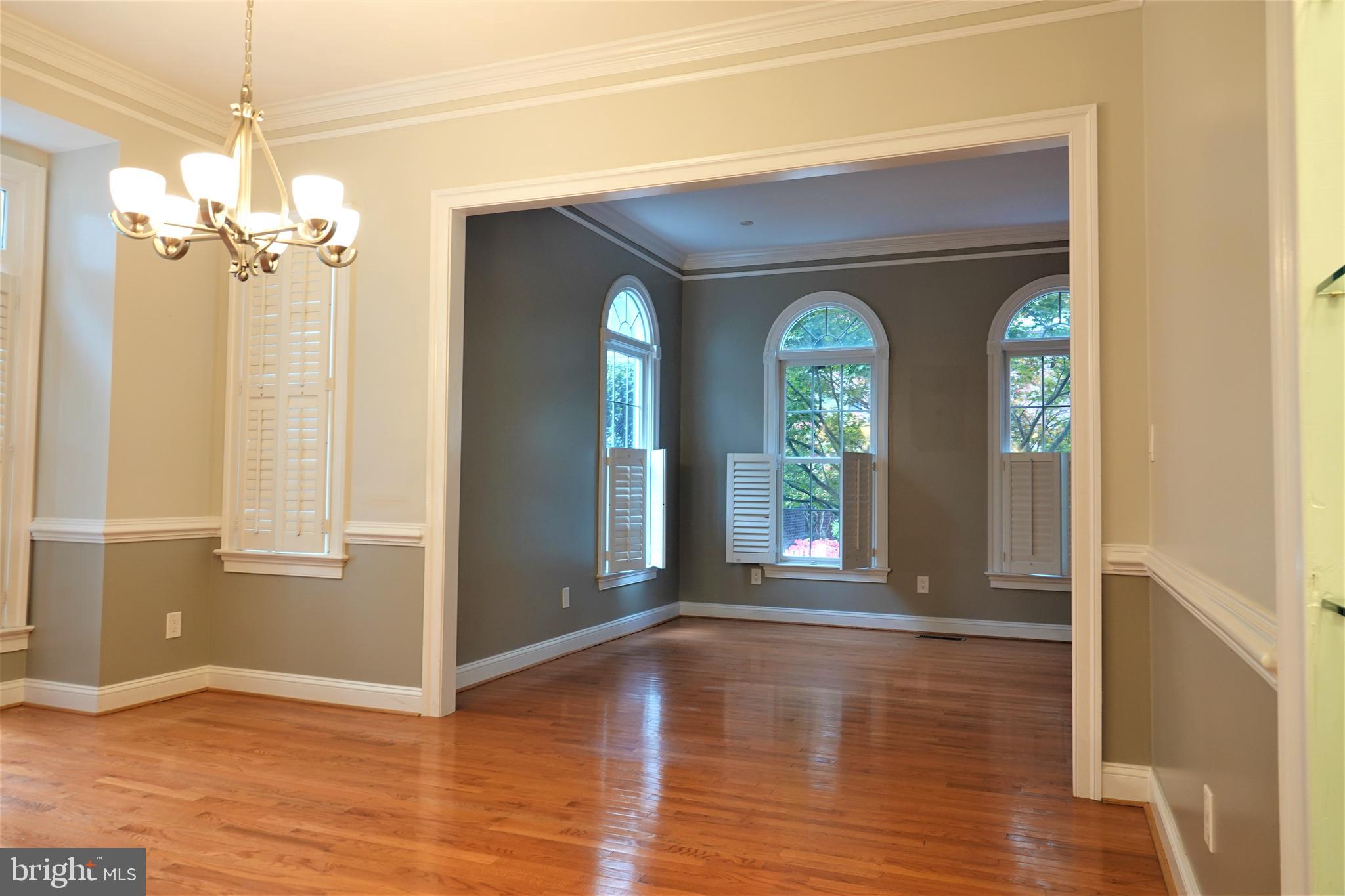 114 Treehaven Street Gaithersburg, MD 20878 - Photo 3 of 61