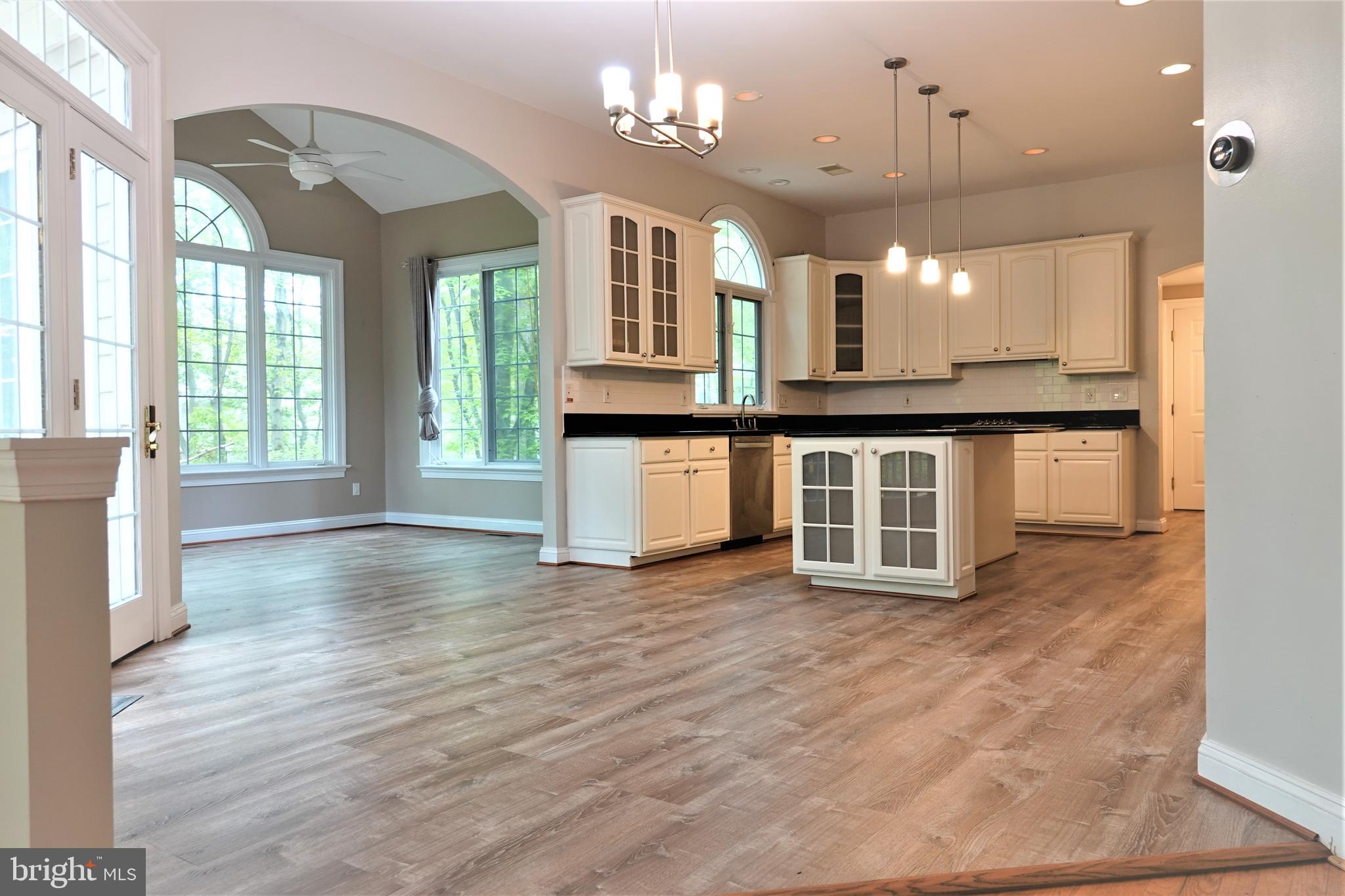 114 Treehaven Street Gaithersburg, MD 20878 - Photo 4 of 61