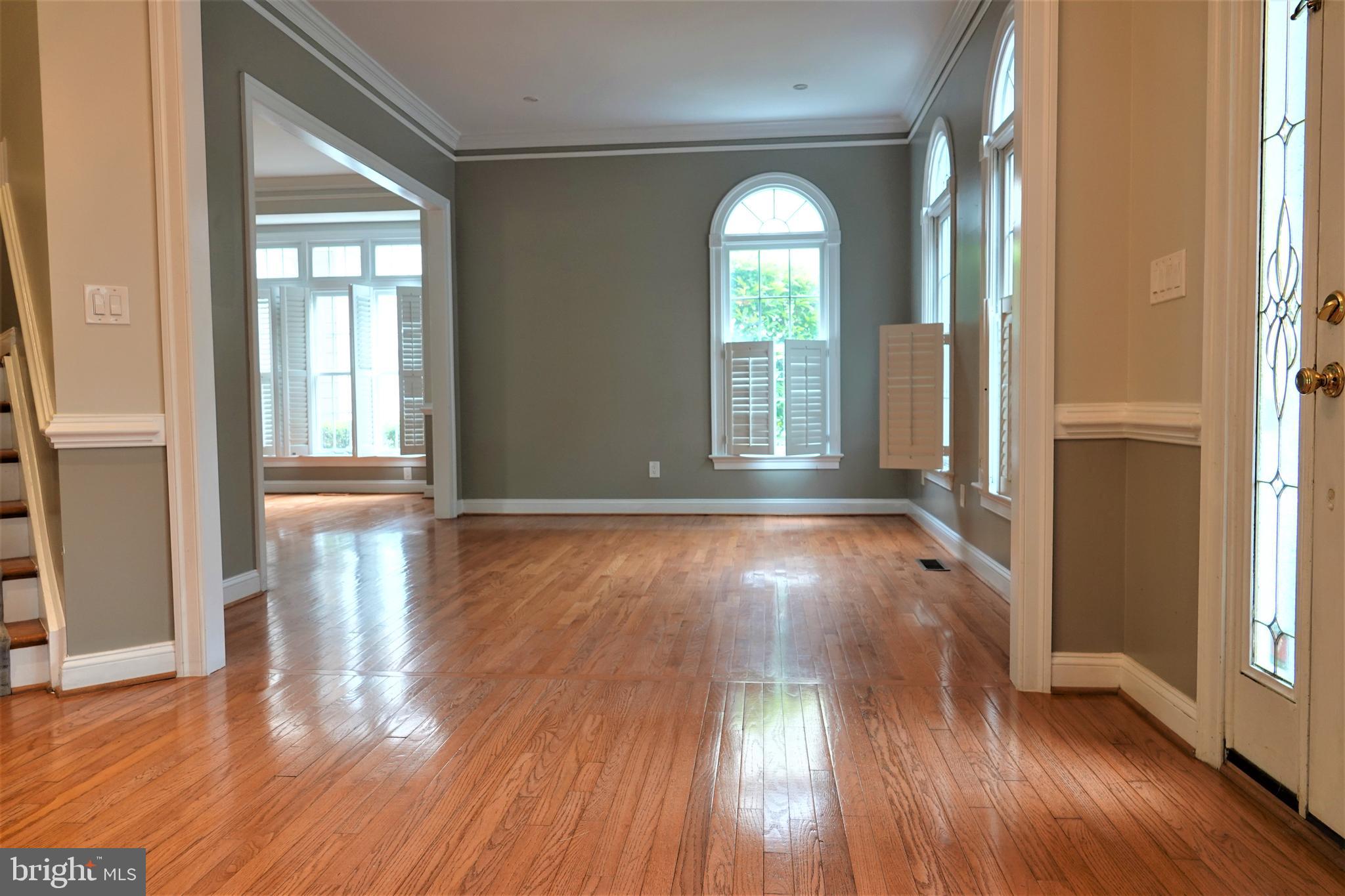 114 Treehaven Street Gaithersburg, MD 20878 - Photo 8 of 61