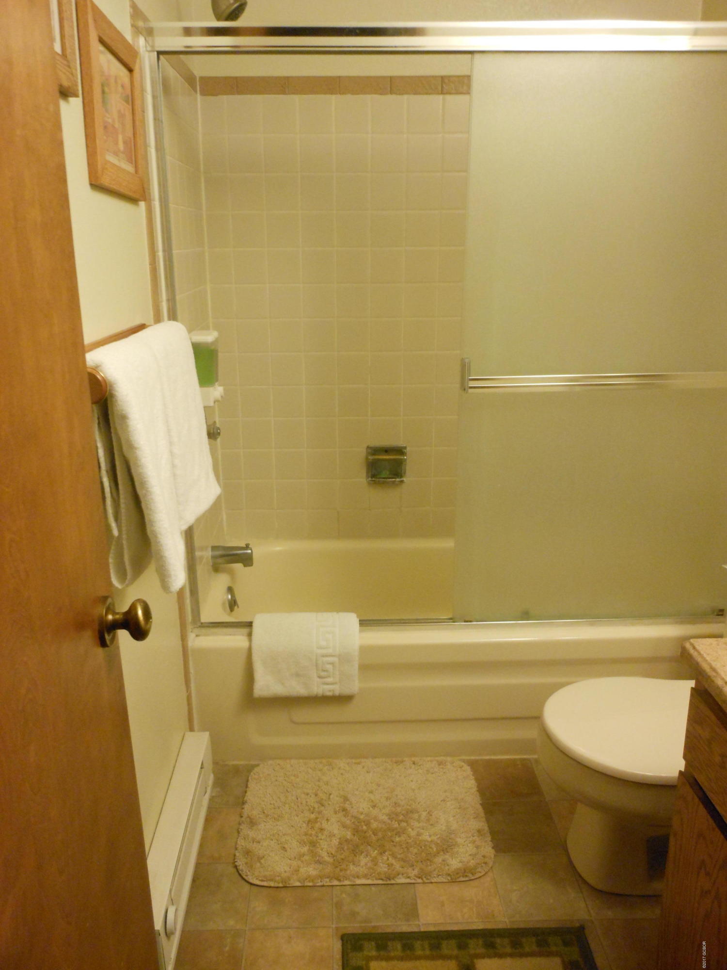 83 County Road, Unit 415 Fraser, CO 80442 - Photo 18 of 21 Bathroom #2