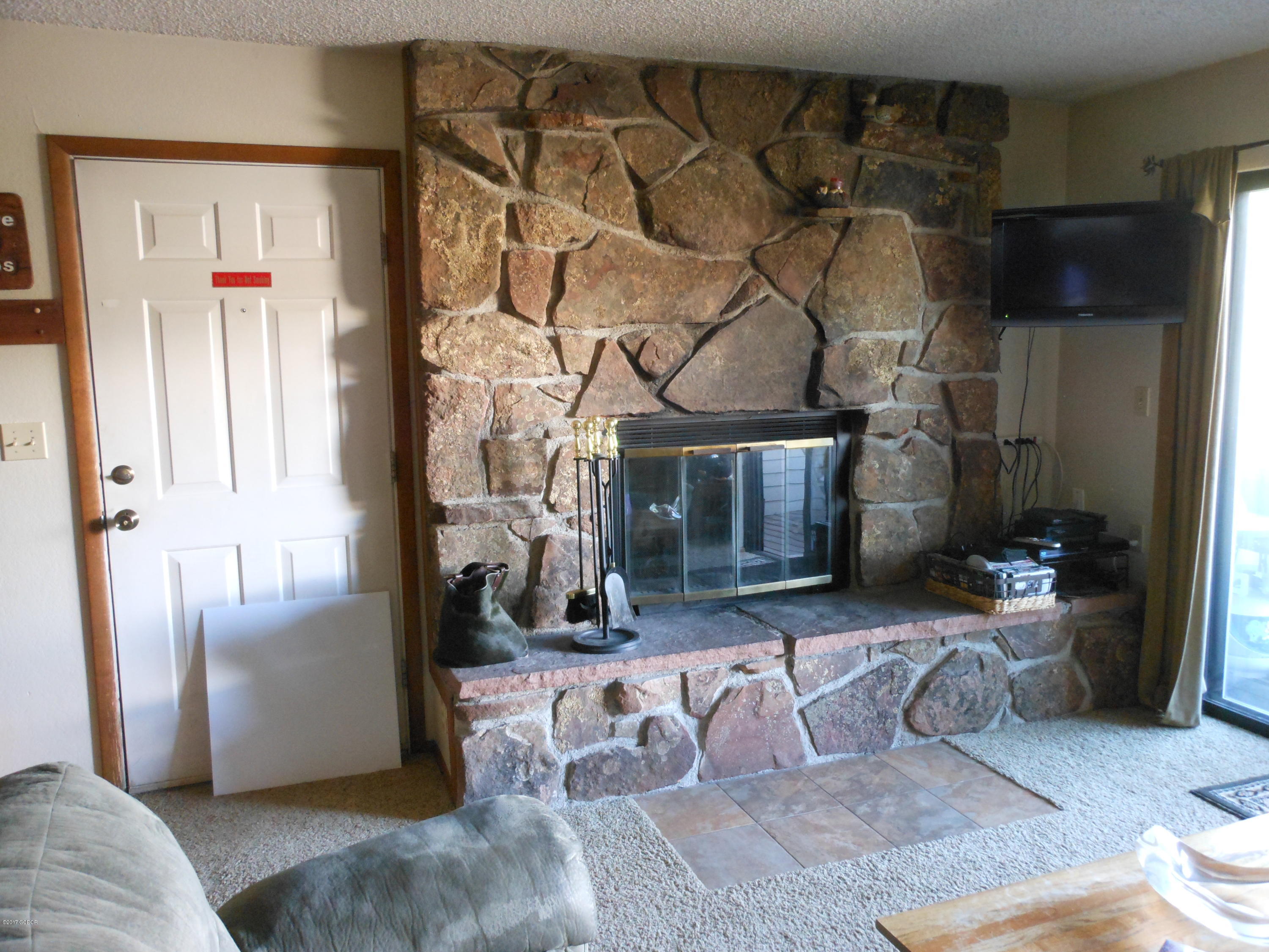 83 County Road, Unit 415 Fraser, CO 80442 - Photo 20 of 21 Fireplace