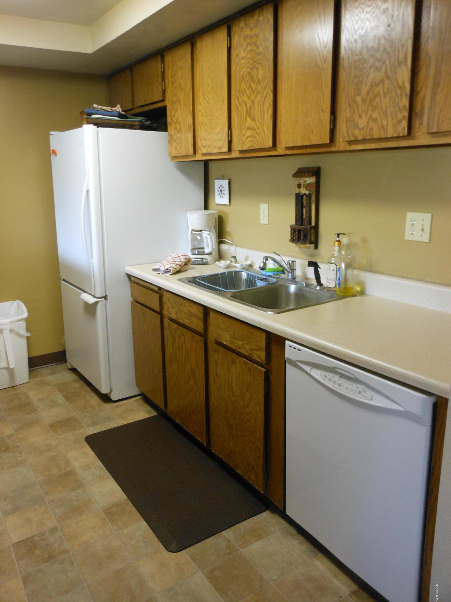 83 County Road, Unit 415 Fraser, CO 80442 - Photo 10 of 21 Kitchen