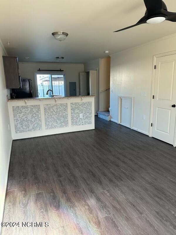 426 Sullivan Loop Road Midway Park, NC 28544 - Photo 2 of 12