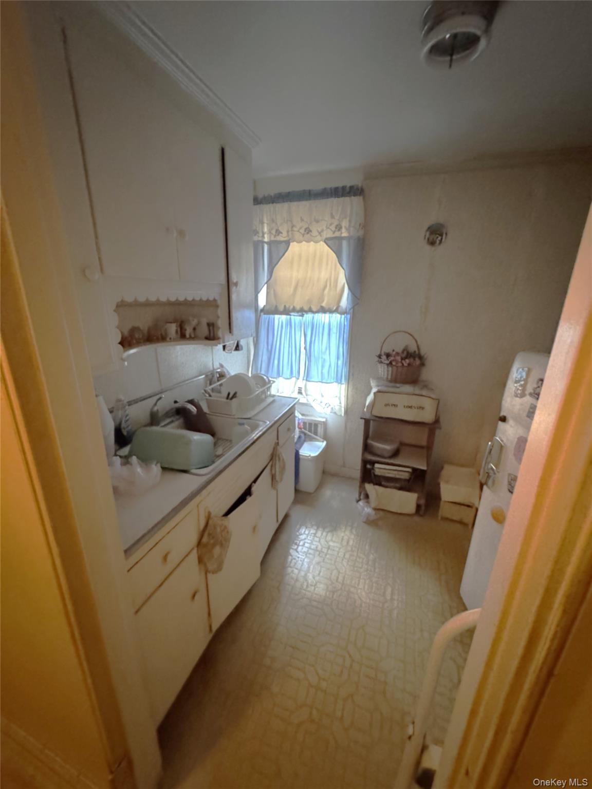 83-25 98th Street, Unit 1J Queens, NY 11421 - Photo 3 of 6