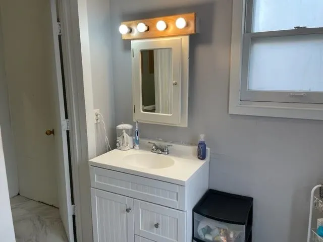 $49,900 | 510 East 8th Street, Newton, KS 67114