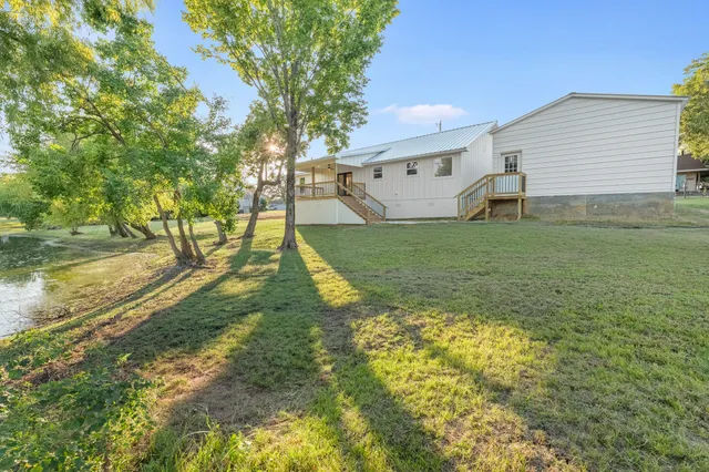 $415,000 | 90 Cool Crest, Point Blank, TX 77364