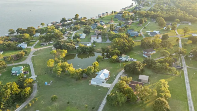 $415,000 | 90 Cool Crest, Point Blank, TX 77364