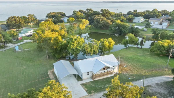 $389,000 | 90 Cool Crest, Point Blank, TX 77364