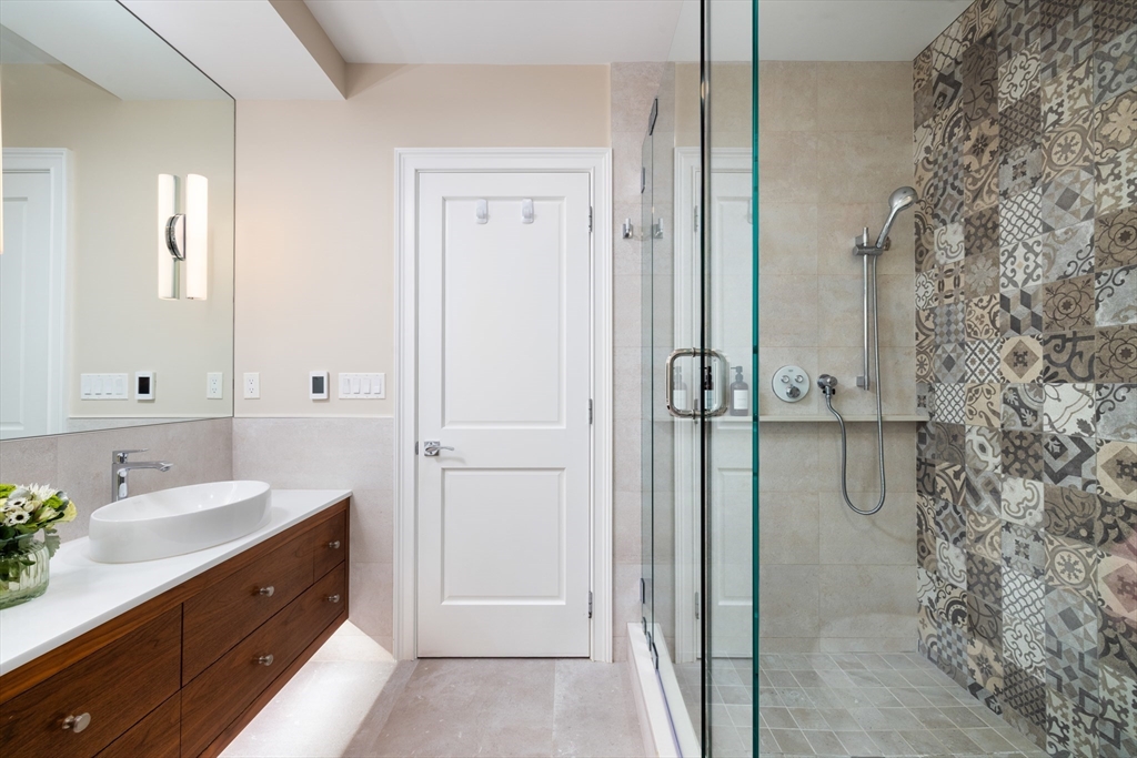 131 St Botolph Street, Unit A Boston, MA 02115 - Photo 14 of 19