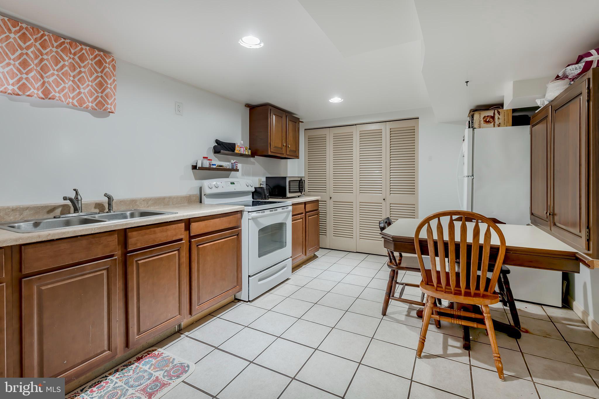 1665 Valley Forge Road Lancaster, PA 17603 - Photo 14 of 23 Lower level kitchen