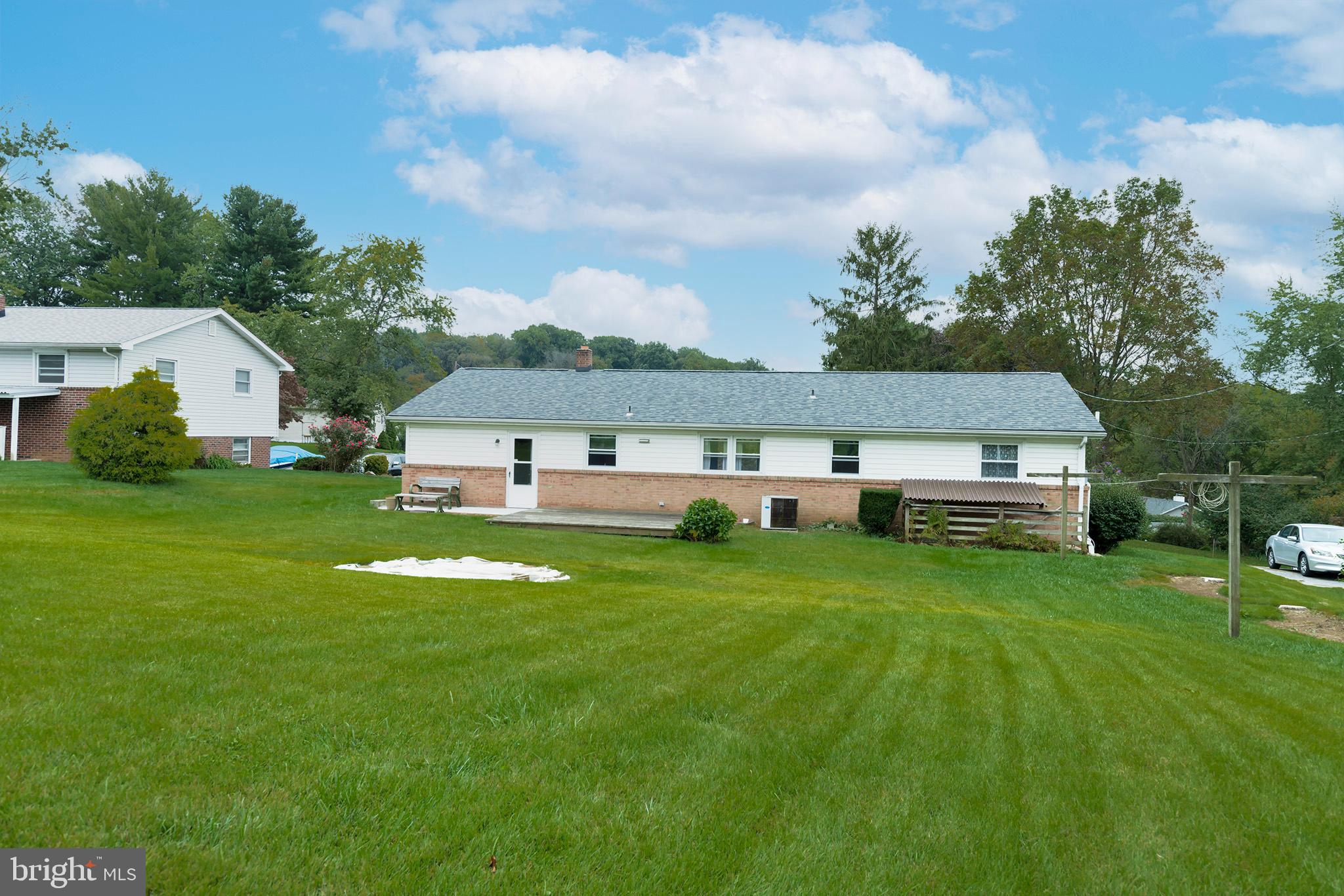 1665 Valley Forge Road Lancaster, PA 17603 - Photo 23 of 23 Back view 2