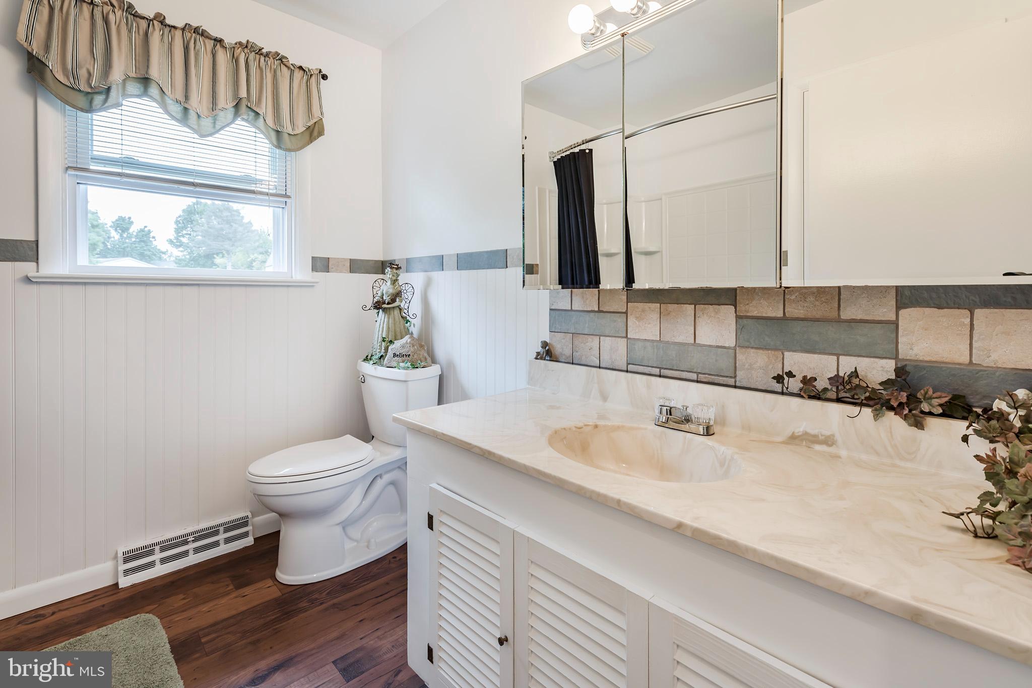 1665 Valley Forge Road Lancaster, PA 17603 - Photo 9 of 23 Full bathroom main floor