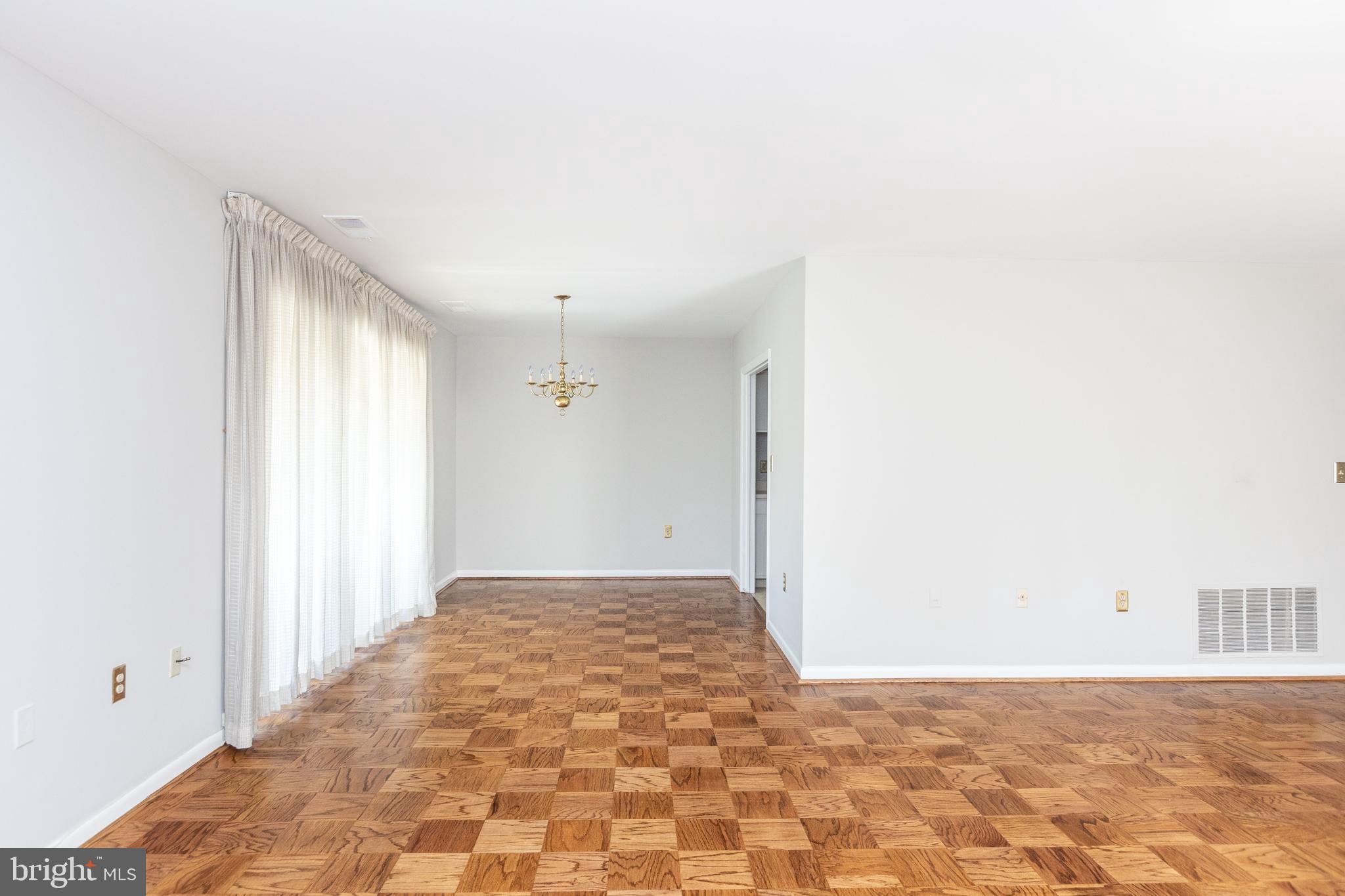 1 Cross Keys Road, Unit 1E Baltimore, MD 21210 - Photo 10 of 23
