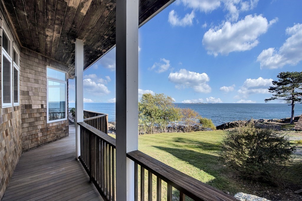 18 Crowninshield Road Marblehead, MA 01945 - Photo 11 of 31