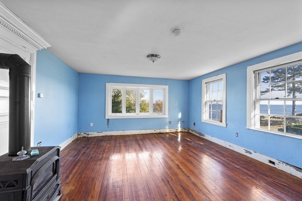 18 Crowninshield Road Marblehead, MA 01945 - Photo 20 of 31