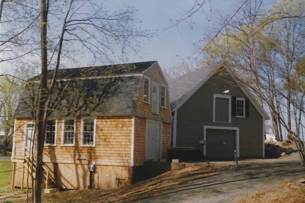 18 Crowninshield Road Marblehead, MA 01945 - Photo 22 of 31