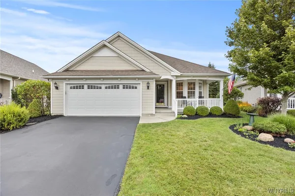 $394,900 | 148 Parwood Trail, Cheektowaga, NY 14225