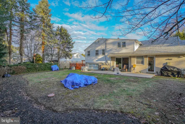 $579,900 | 245 Barclay Circle, Cheltenham, PA 19012