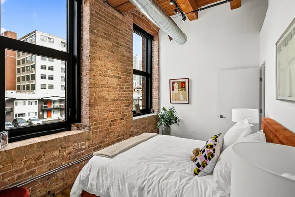 $3,400 | 153 West Ohio Street, Unit 401, Chicago, IL 60654