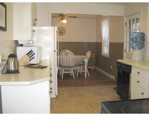 69 Northgate Road Northborough, MA 01532 - Photo 3 of 15 Gallery Image 3