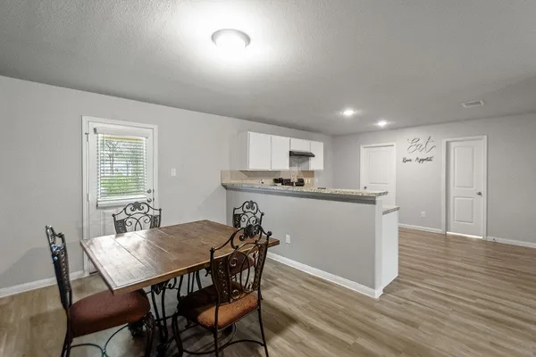 $266,900 | 1800 Thompson Street, La Marque, TX 77568