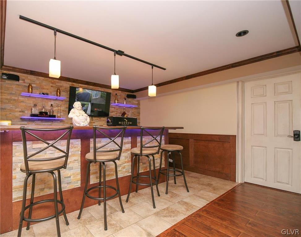 708 Dorset Road Allentown, PA 18104 - Photo 26 of 32 Gallery Image 26