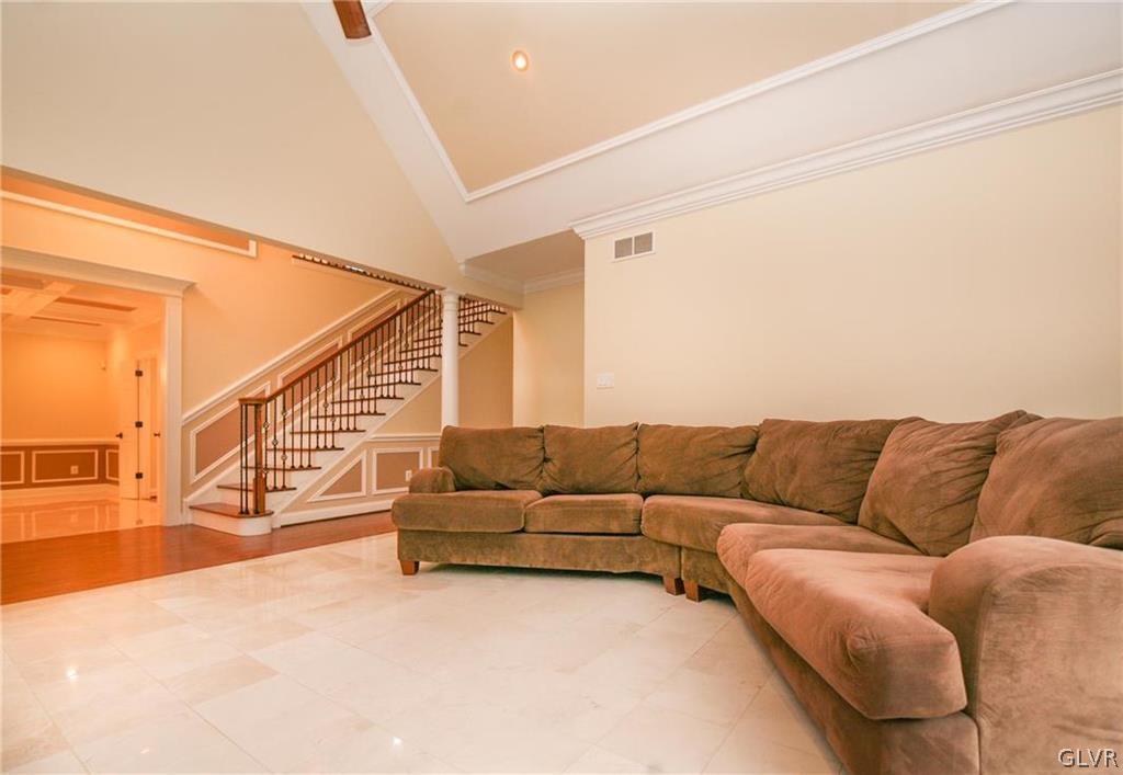 708 Dorset Road Allentown, PA 18104 - Photo 10 of 32 Gallery Image 10