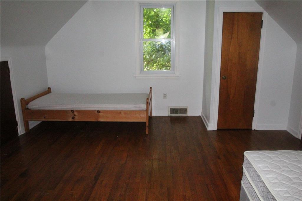1045 1/2 Lapish Road Pittsburgh, PA 15212 - Photo 13 of 21 Gallery Image 13