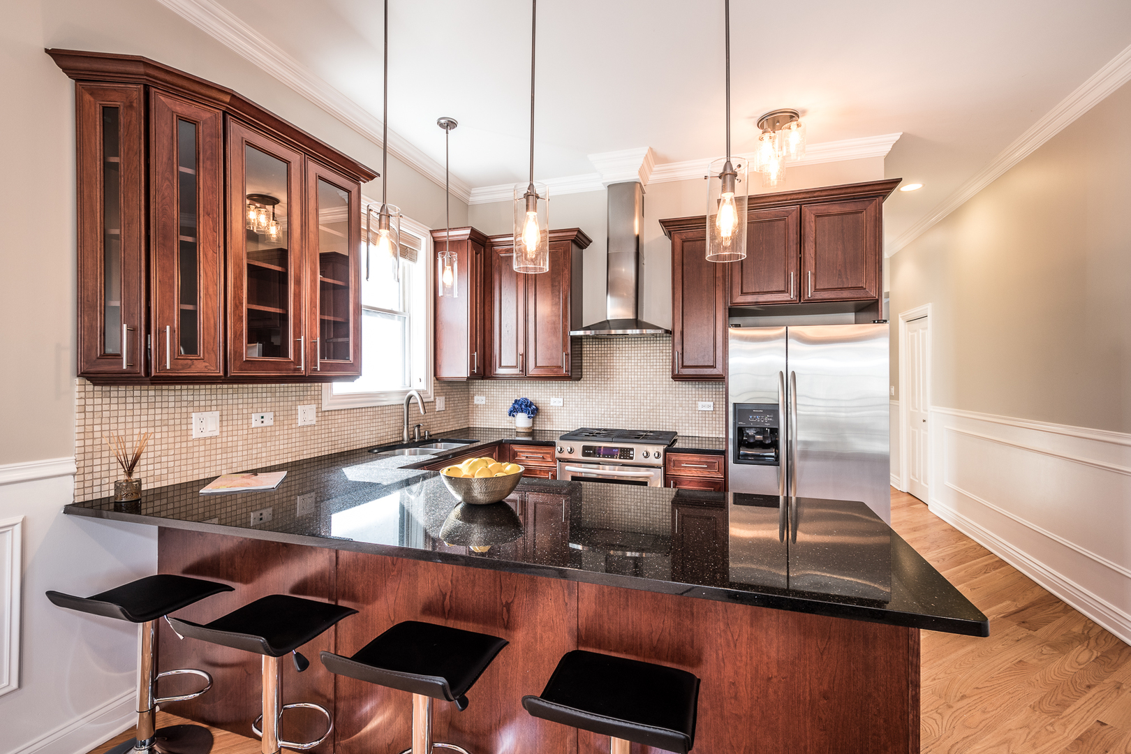 2447 West Haddon Avenue, Unit 2 Chicago, IL 60622 - Photo 2 of 27