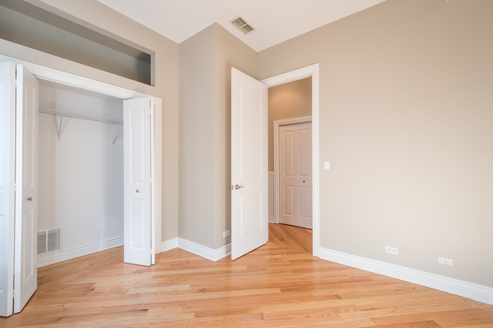 2447 West Haddon Avenue, Unit 2 Chicago, IL 60622 - Photo 17 of 27