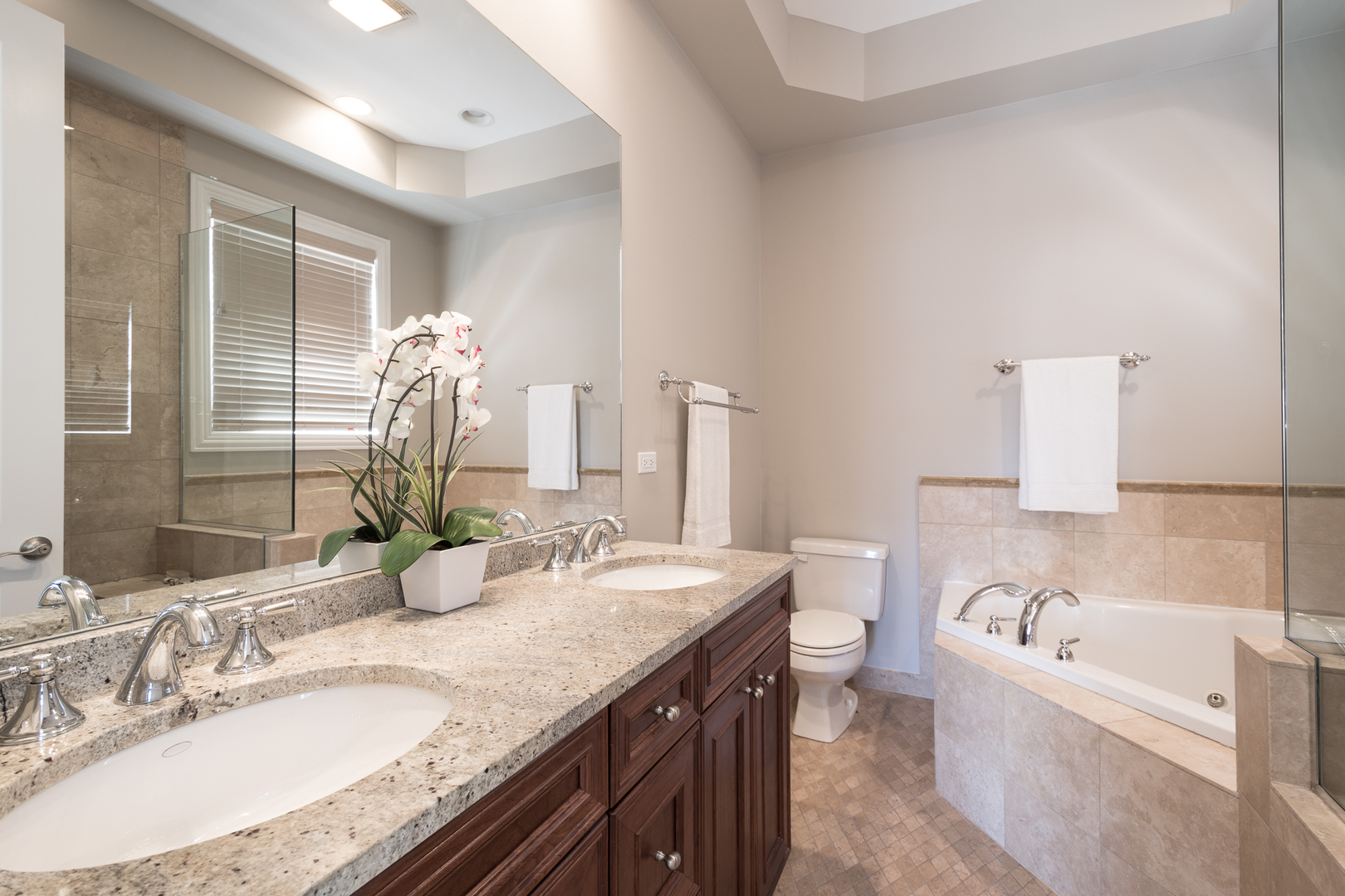 2447 West Haddon Avenue, Unit 2 Chicago, IL 60622 - Photo 22 of 27