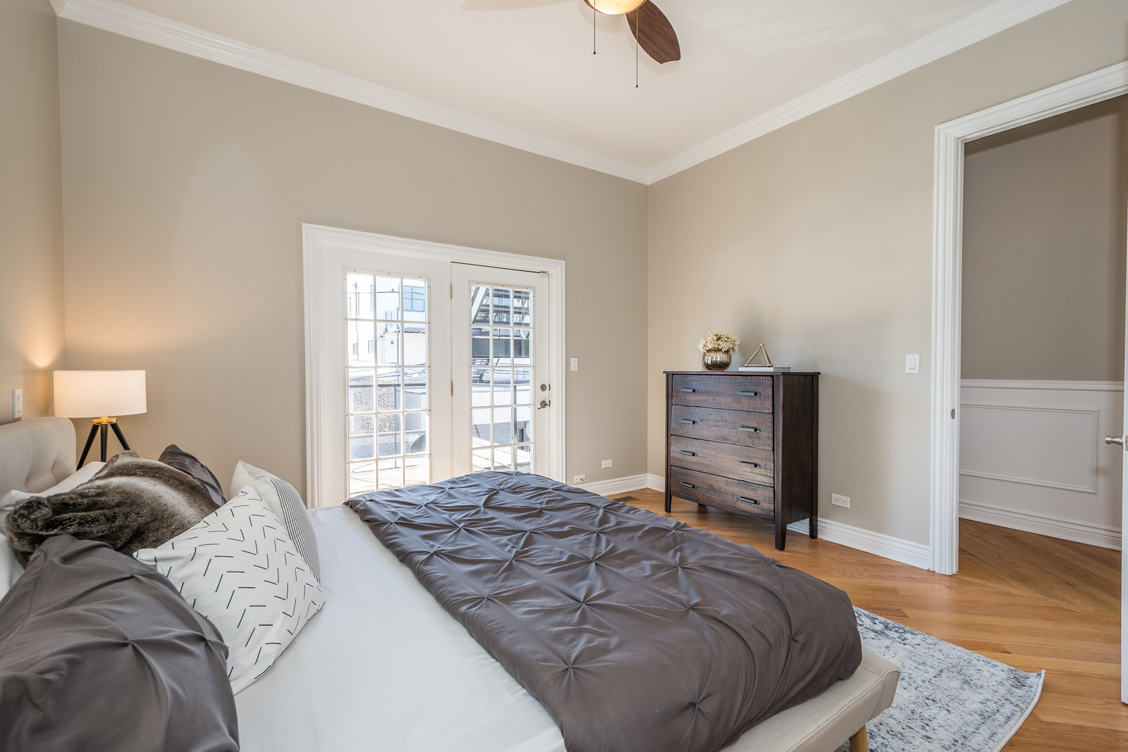 2447 West Haddon Avenue, Unit 2 Chicago, IL 60622 - Photo 24 of 27