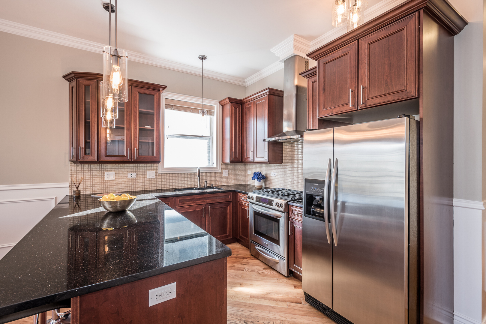 2447 West Haddon Avenue, Unit 2 Chicago, IL 60622 - Photo 4 of 27