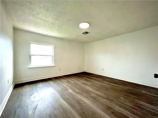 $3,000 | 3600 Lake Trail Drive, Kenner, LA 70065