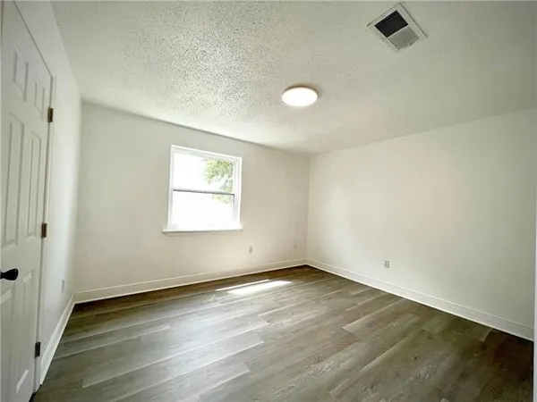 $3,000 | 3600 Lake Trail Drive, Kenner, LA 70065