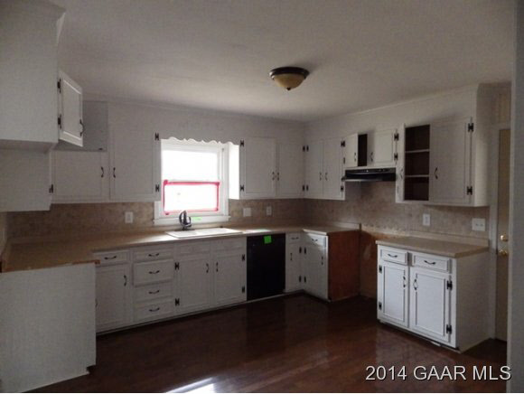 500 Shore Road Waynesboro, VA 22980 - Photo 3 of 12 Gallery Image 3