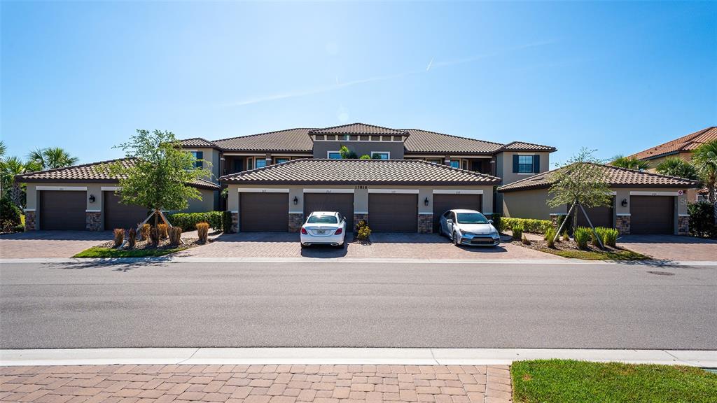 13816 Messina Loop, Unit 101 Bradenton, FL 34211 - Photo 5 of 52