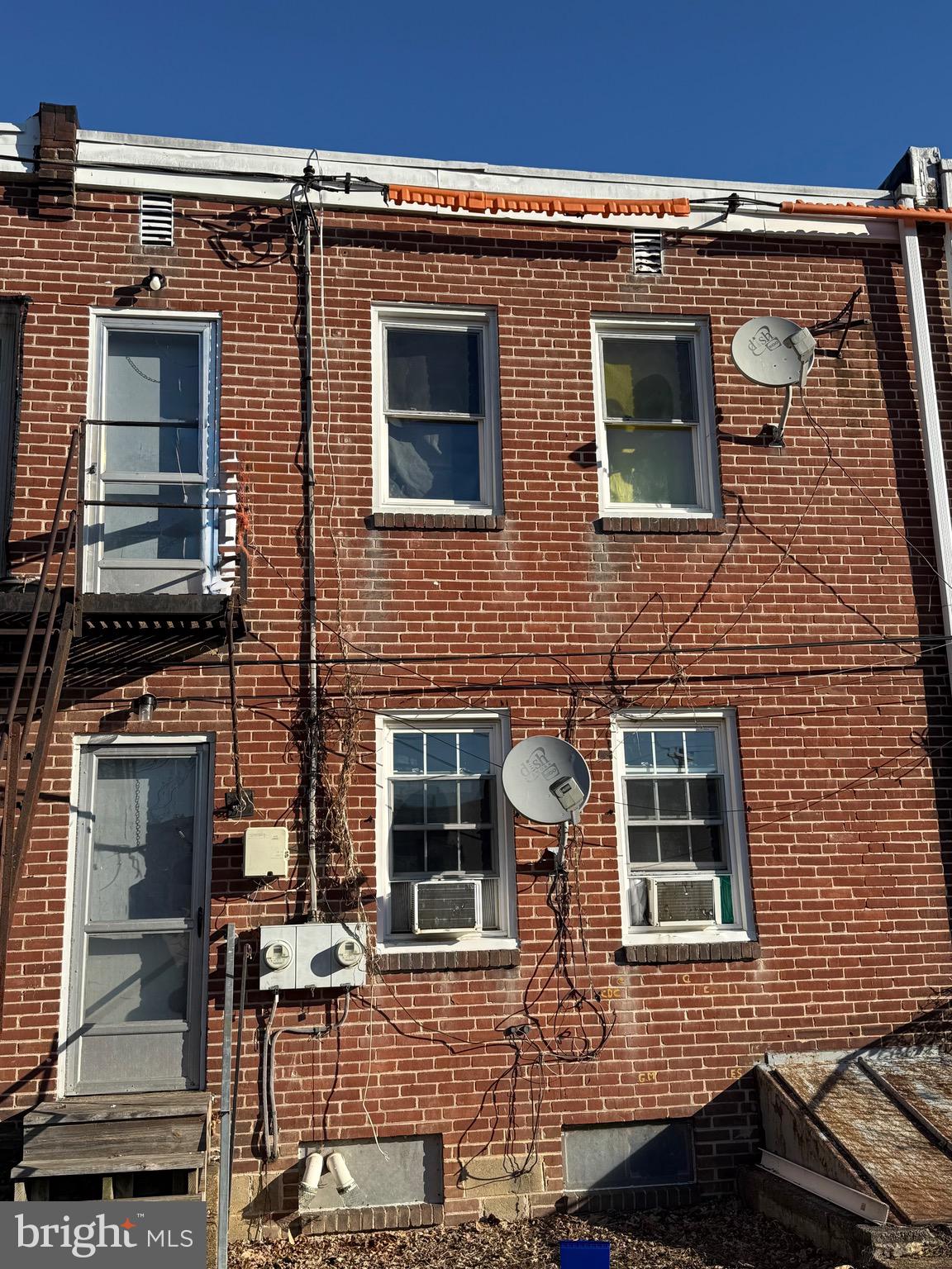 2112 Seneca Road Wilmington, DE 19805 - Photo 26 of 26 front view of a building