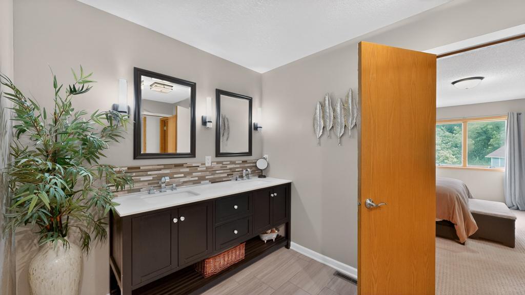4304 56th St Lane Northwest Rochester, MN 55901 - Photo 15 of 53