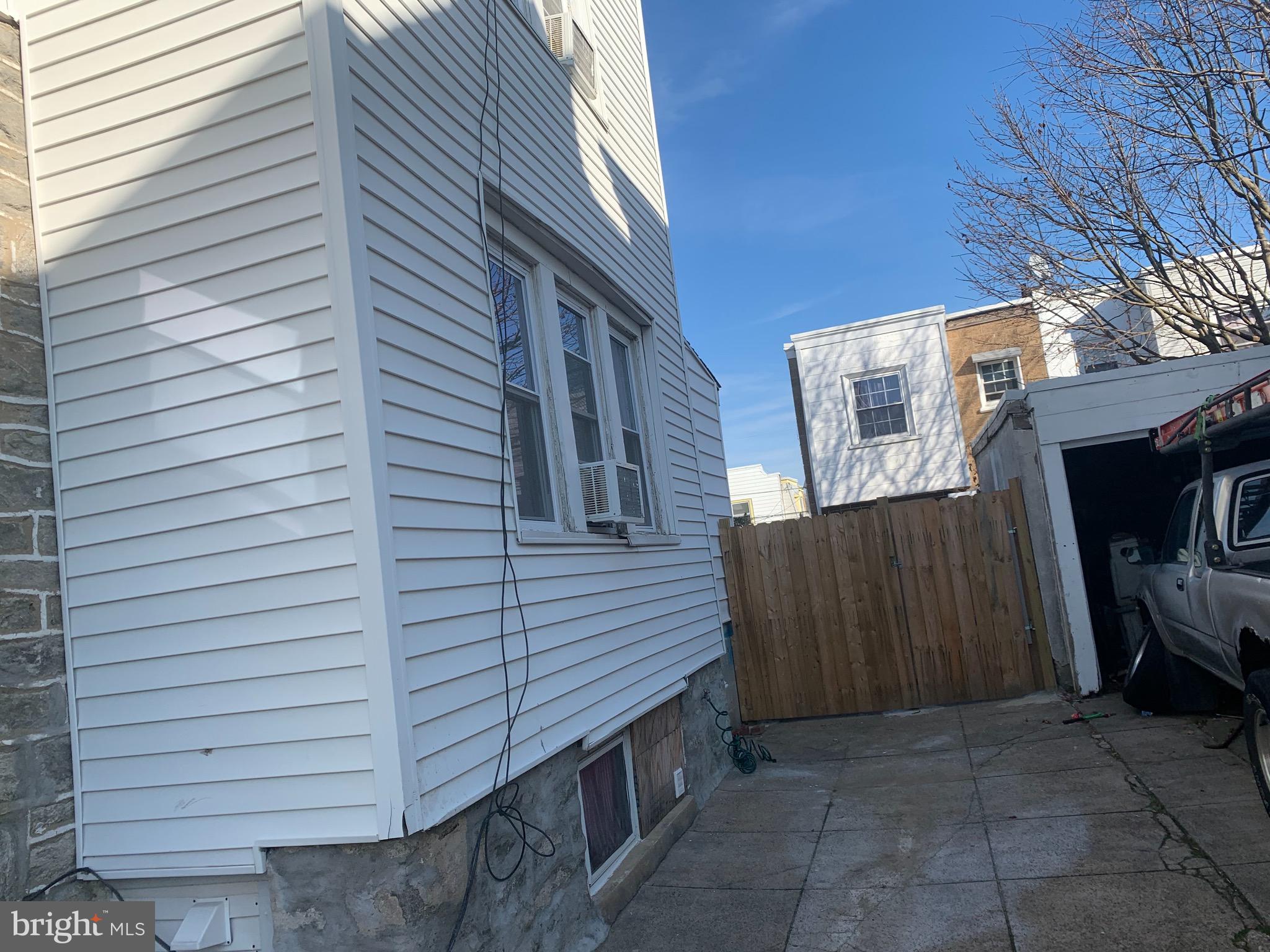 151 Overhill Road Upper Darby, PA 19082 - Photo 3 of 22 Front Side