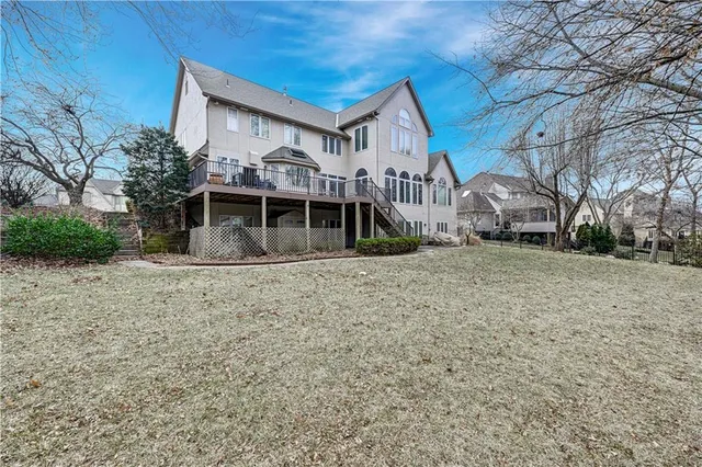 $985,000 | 6810 West 132nd Terrace, Overland Park, KS 66209