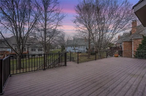 $925,000 | 6810 West 132nd Terrace, Overland Park, KS 66209