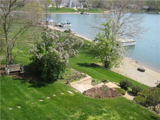 5345 Fall Creek Road Indianapolis, IN 46220 - Photo 4 of 14