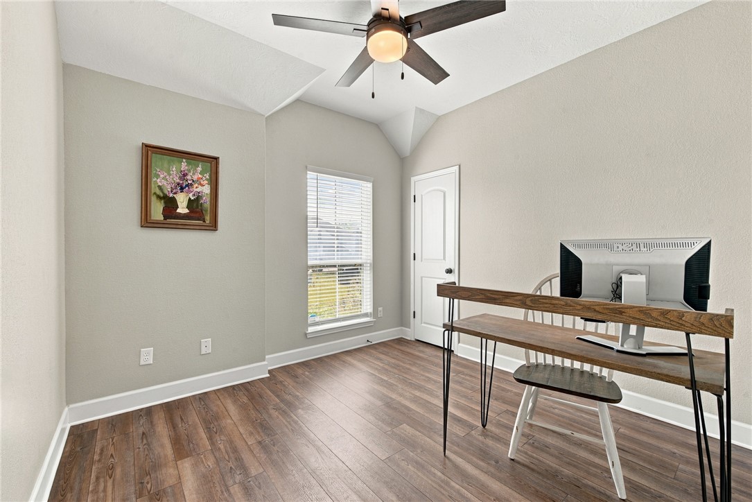 4813 Native Tree Lane Bryan, TX 77845 - Photo 14 of 22 Gallery Image 14
