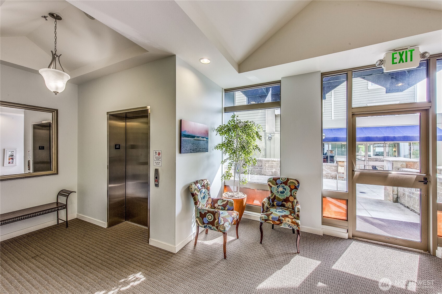 300 High School Road Northeast, Unit 300 Bainbridge Island, WA 98110 - Photo 27 of 32