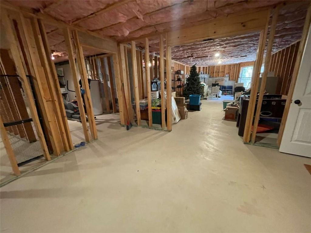 1531 Overlook Pass Road Monroe, GA 30655 - Photo 77 of 78 a view of a room with gym equipment