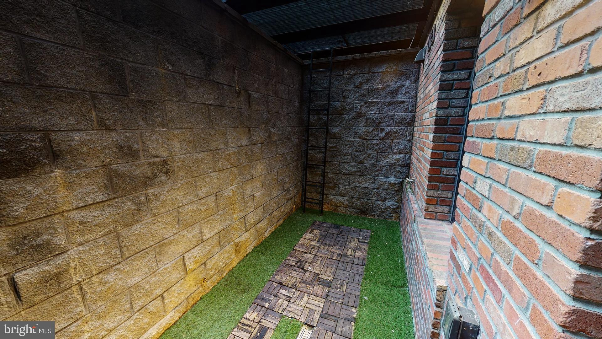 2825 Sherman Avenue Northwest, Unit A Washington, DC 20001 - Photo 16 of 17