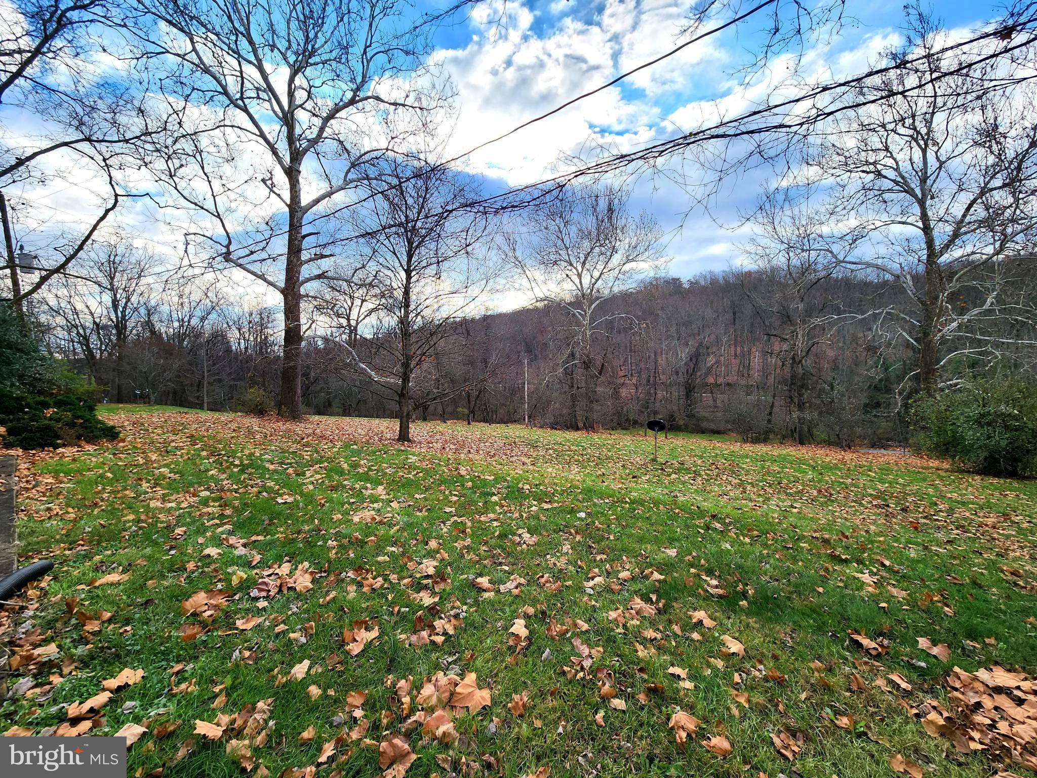 1807 Potts Hill Road Lewisberry, PA 17339 - Photo 11 of 38 Gallery Image 11