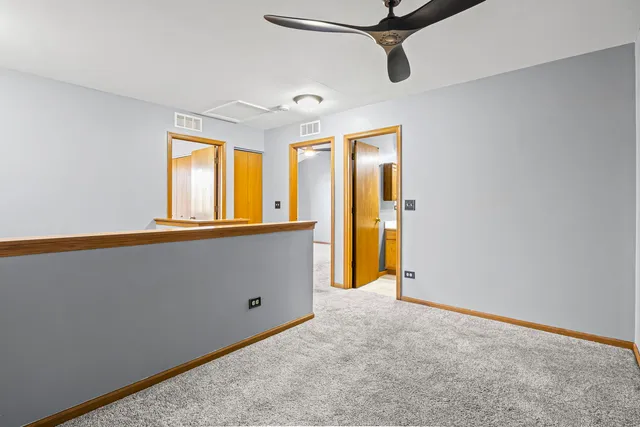 $2,100 | 1119 Clover Drive, Minooka, IL 60447