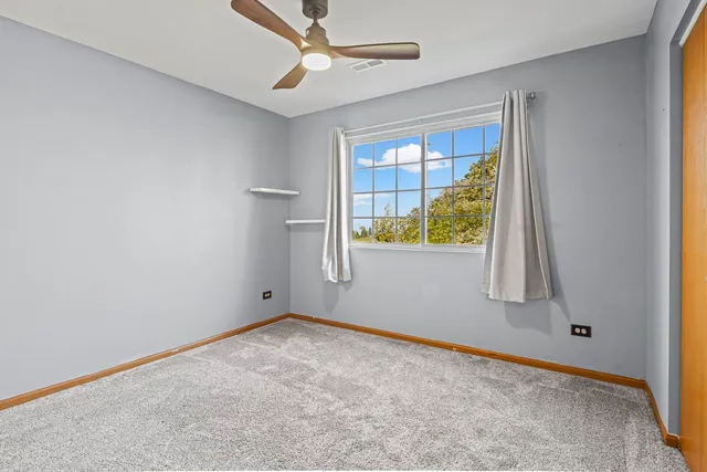 $2,100 | 1119 Clover Drive, Minooka, IL 60447